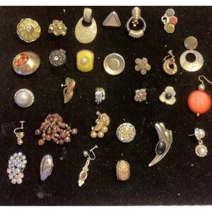 Vintage single earrings